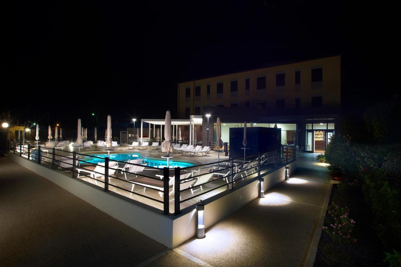 Hotel Ristorante Dante Torgiano Exterior foto